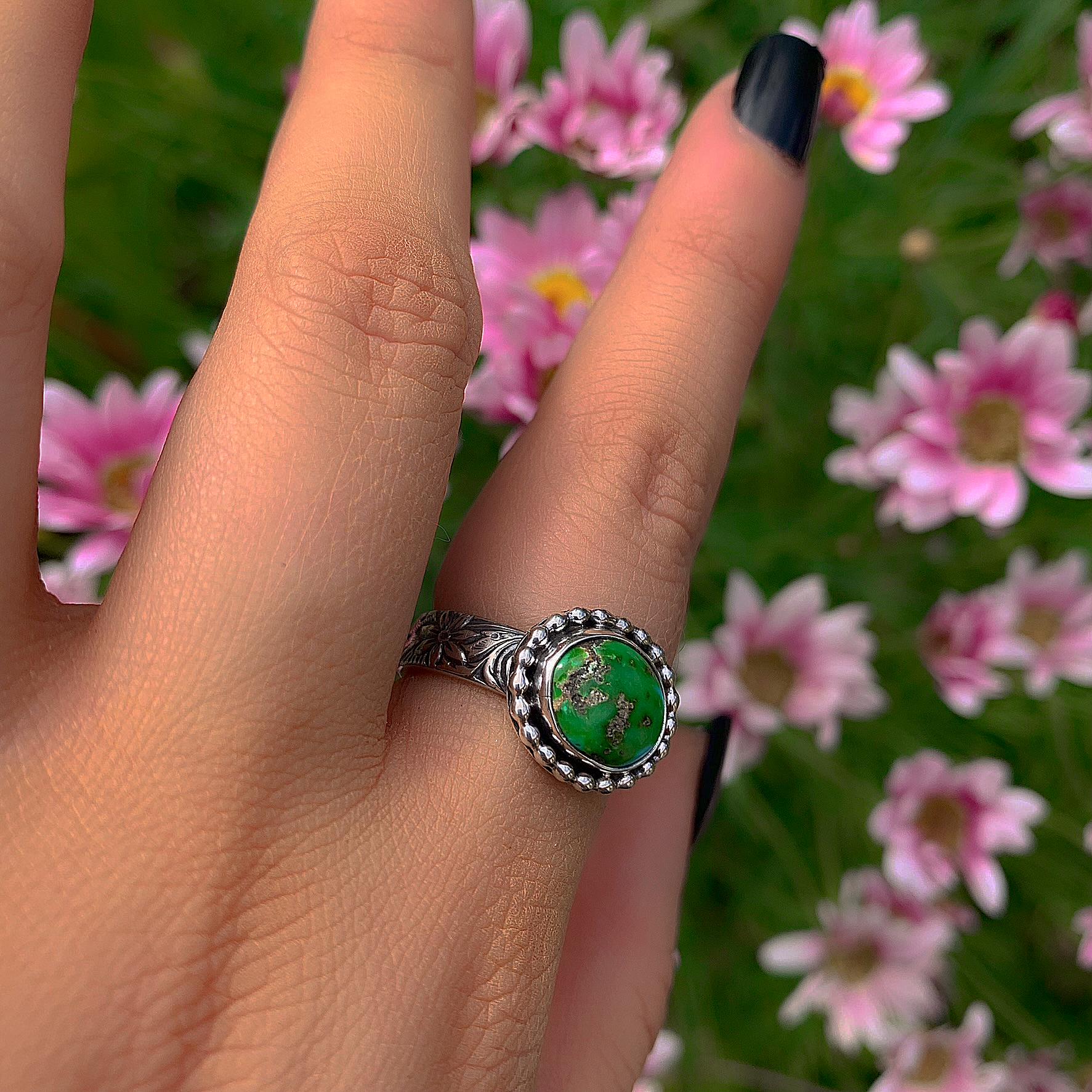 Sonoran Gold Turquoise Ring - Size 7 1/2 - Sterling Silver - Green Turquoise Jewellery - Aqua Turquoise - Thick Floral Band Turquoise Ring