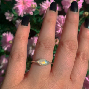 Moonstone Ring - Size 7 1/4 to 7 1/2 - Sterling Silver