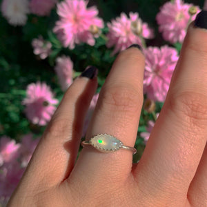 Moonstone Ring - Size 7 1/4 to 7 1/2 - Sterling Silver