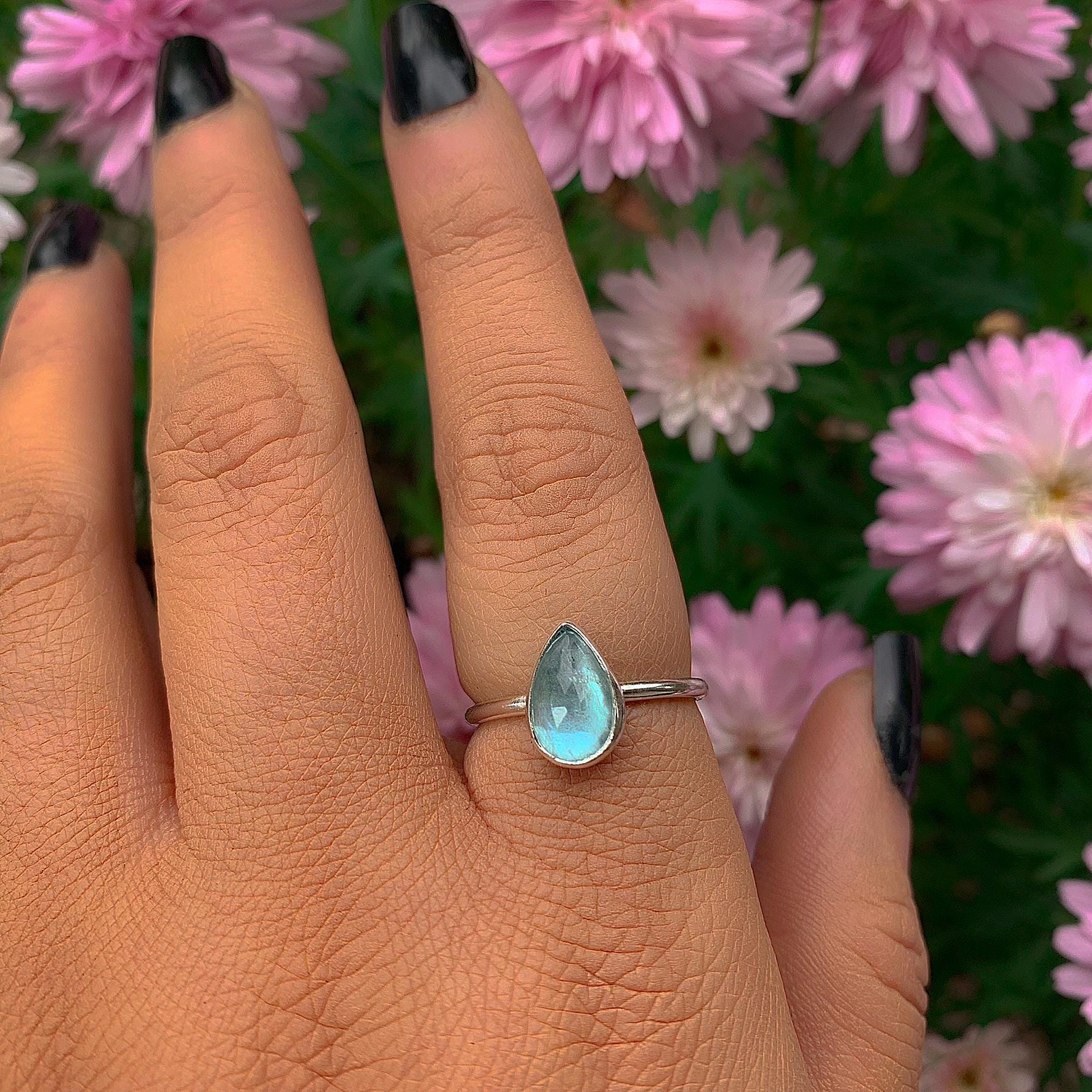 Rose Cut Aquamarine Ring - Size 7 to 7 1/4 - Sterling Silver