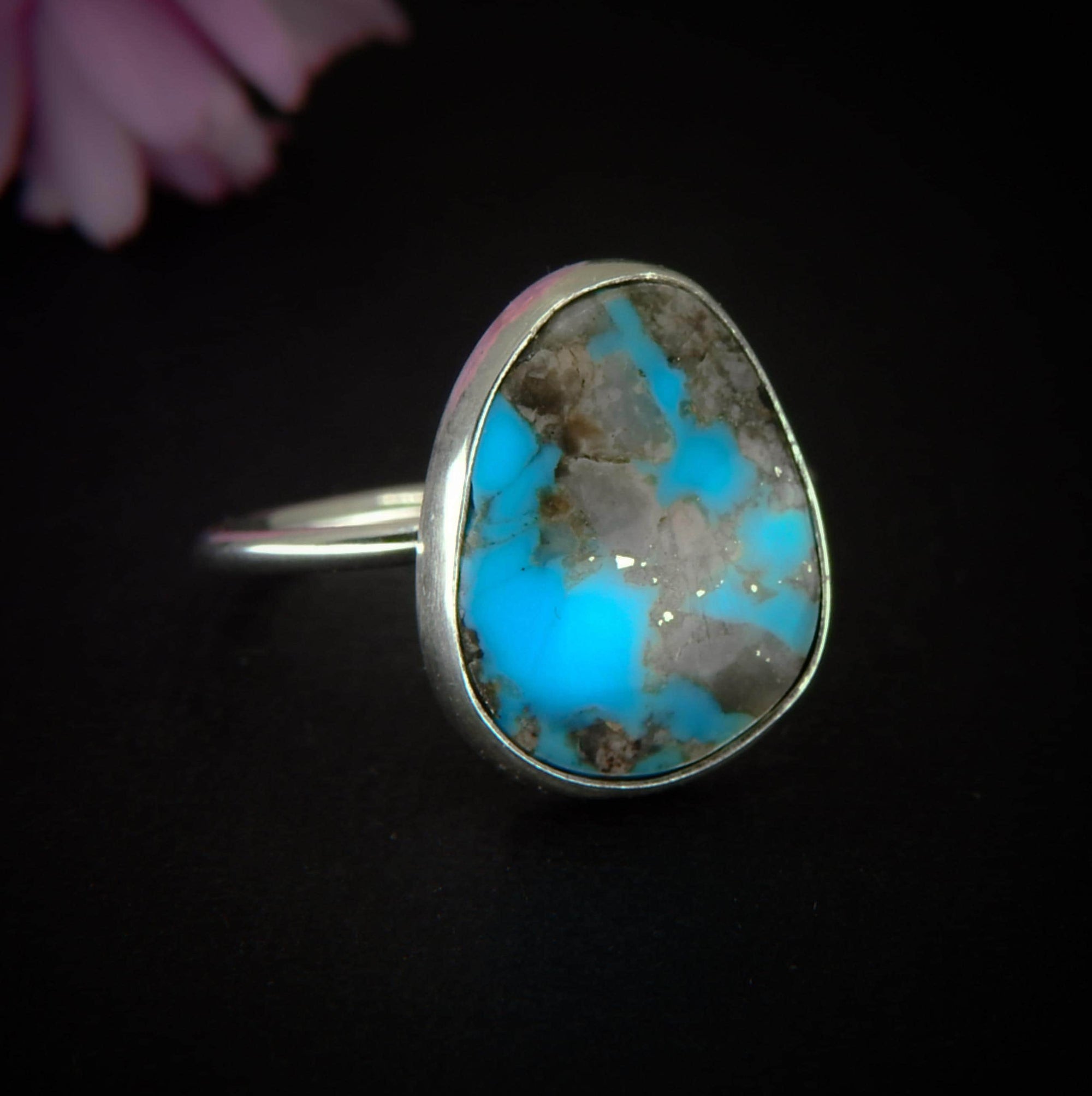 Kingman Turquoise Ring - Size 9 1/2 - Sterling Silver