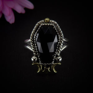 Rose Cut Black Onyx Coffin Ring - Size 7 1/4 to 7 1/2 - Sterling Silver - Halloween Jewellery - Faceted Onyx Crescent Moon - Witch Gothic