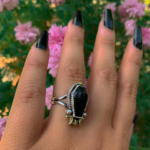Rose Cut Black Onyx Coffin Ring - Size 7 1/4 to 7 1/2 - Sterling Silver - Halloween Jewellery - Faceted Onyx Crescent Moon - Witch Gothic