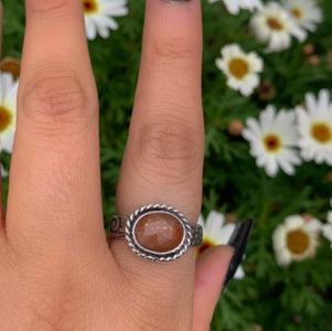 Sunstone Ring - Size 8 - Sterling Silver - Rose Cut Sunstone Jewelry - Sunstone Jewellery - Thick Floral Detailed Ring Band OOAK