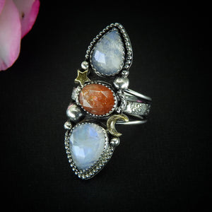 Sunstone & Moonstone Ring - Size 9 to 9 1/4 - Sterling Silver - Crescent Moon, Sun and Star Jewellery - Confetti Triple Stone Celestial Ring