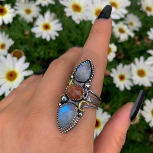 Sunstone & Moonstone Ring - Size 9 to 9 1/4 - Sterling Silver - Crescent Moon, Sun and Star Jewellery - Confetti Triple Stone Celestial Ring