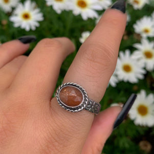 Sunstone Ring - Size 8 - Sterling Silver - Rose Cut Sunstone Jewelry - Sunstone Jewellery - Thick Floral Detailed Ring Band OOAK