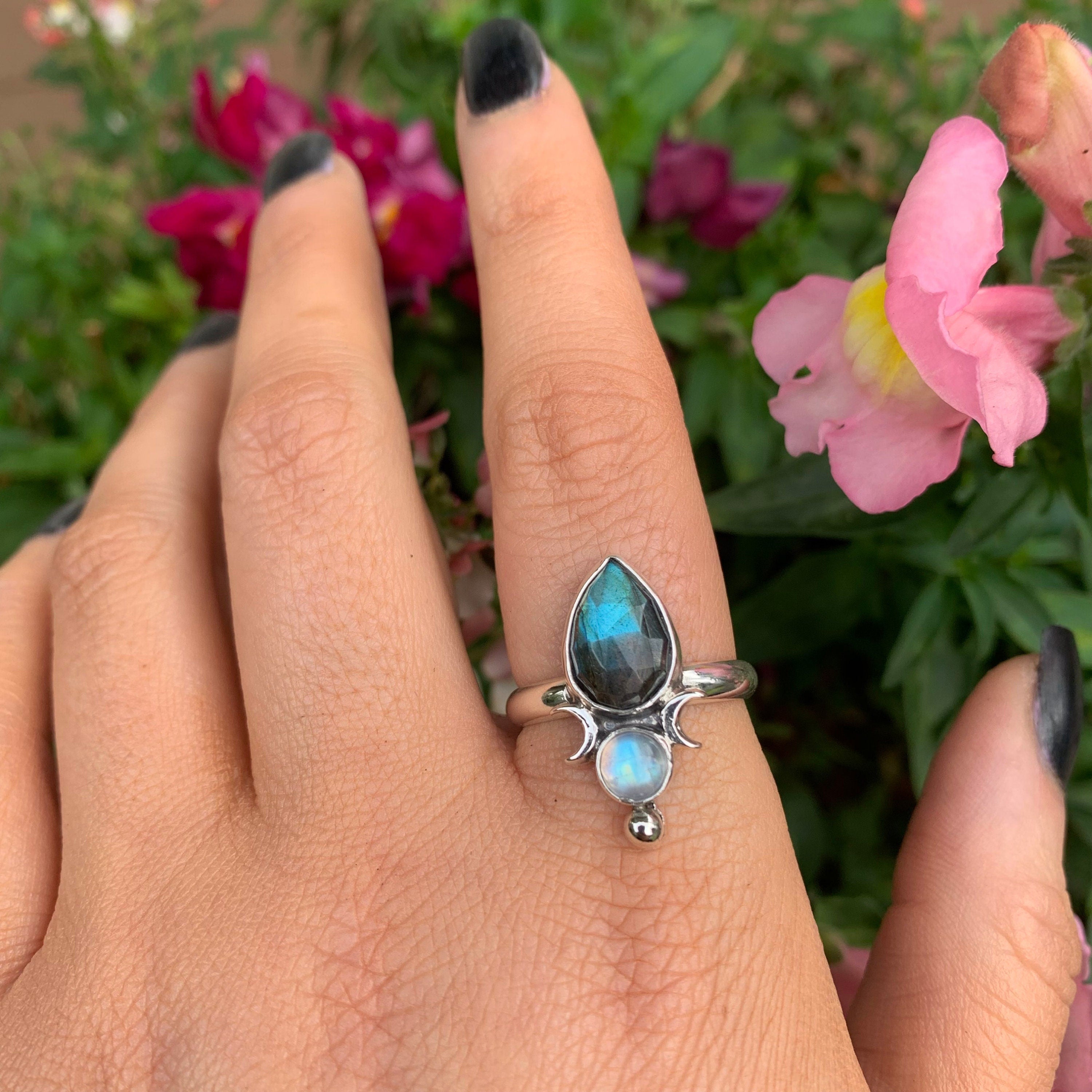 Moonstone & Labradorite Ring - Size 9 