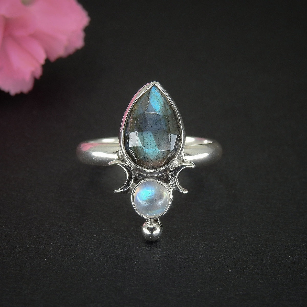 Moonstone & Labradorite Ring - Size 9 