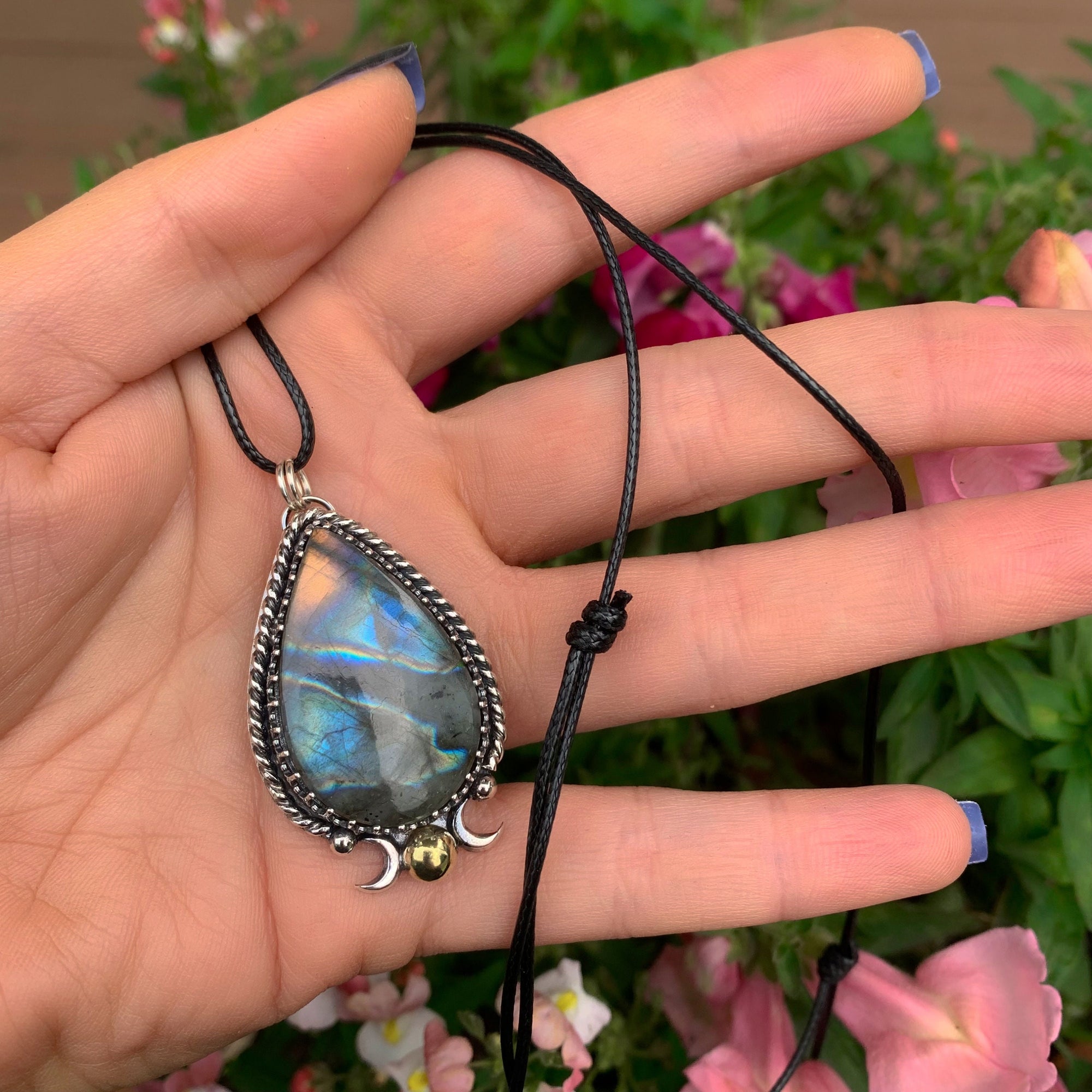 Labradorite on sale necklace australia