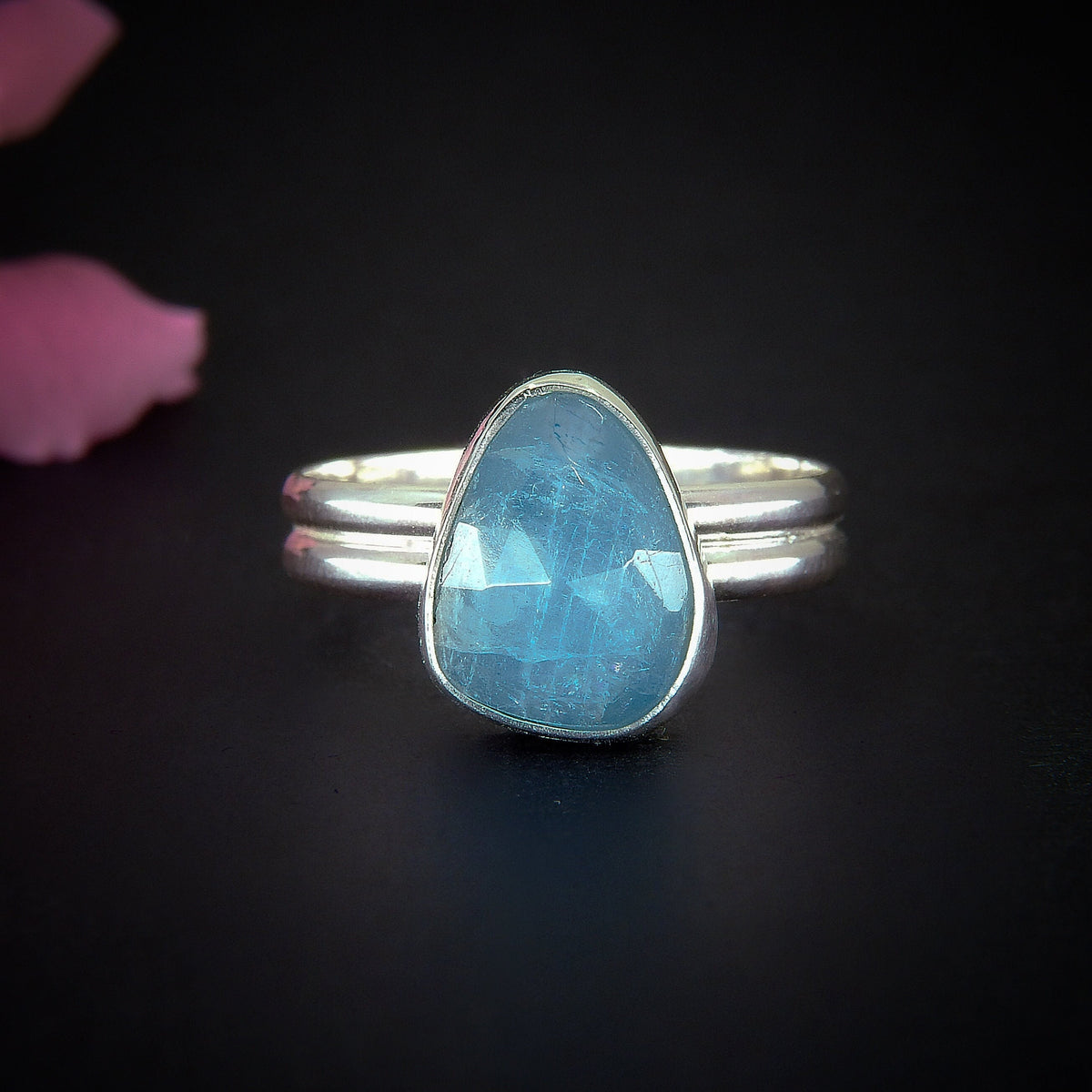 Rose Cut Aquamarine Ring - Size 10 1/4 - Sterling Silver - Aquamarine Jewellery - Blue Aquamarine Ring - Unique Aquamarine Statement Ring
