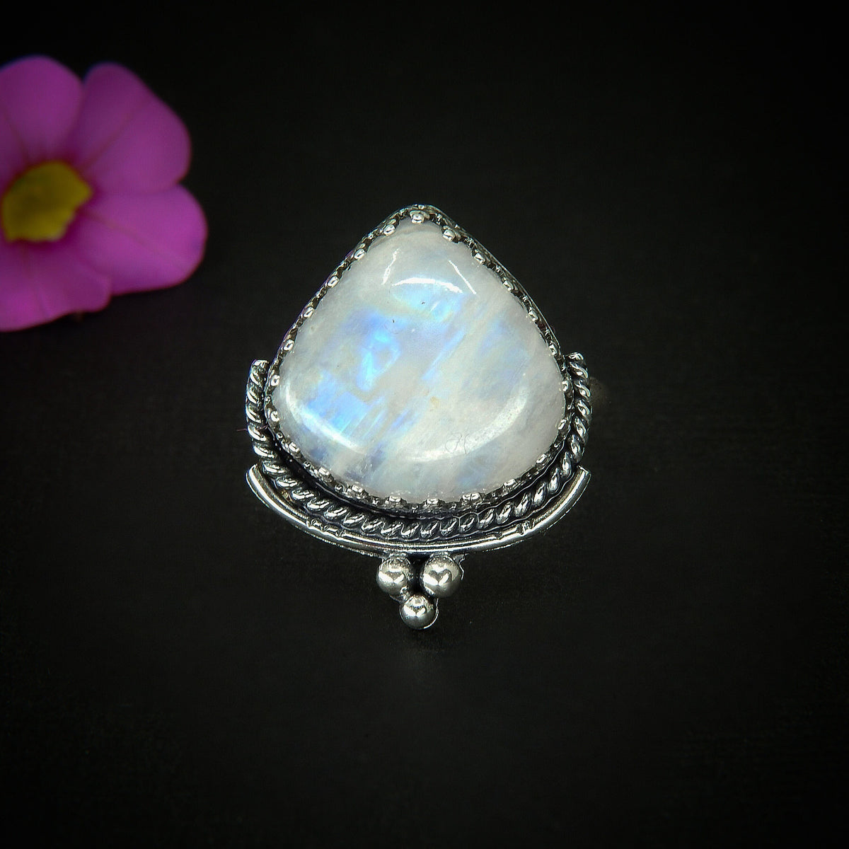 Moonstone Ring - Size 10 - Sterling Silver - Rainbow Moonstone Statement Ring - Blue Flash Moonstone Jewllery - Large Moonstone Ring OOAK