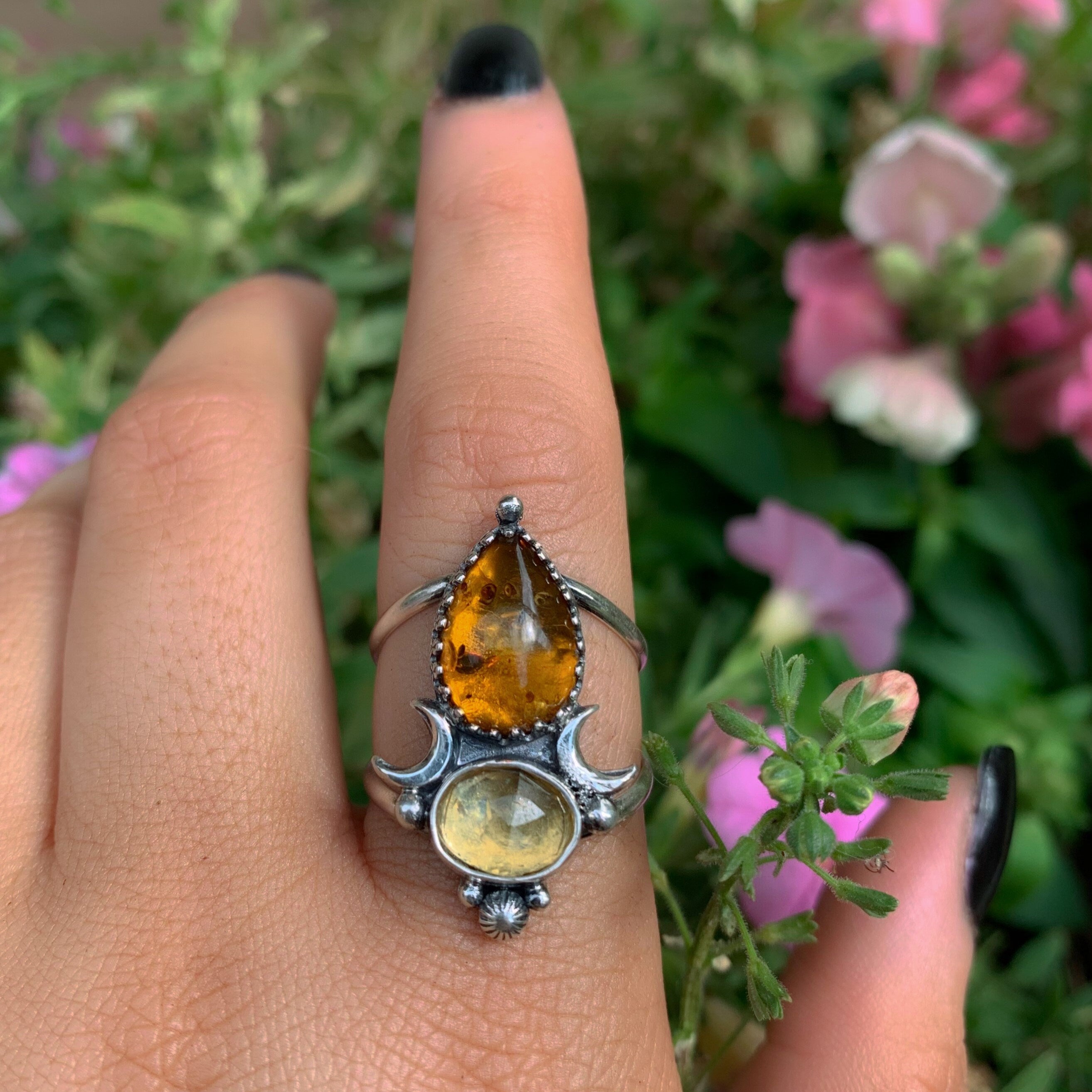 Rose Cut Citrine & Baltic Amber Ring - Size 9 1/2 - Sterling Silver - Citrine Ring - Moon Ring - Faceted Citrine Jewellery - Amber Jewelry