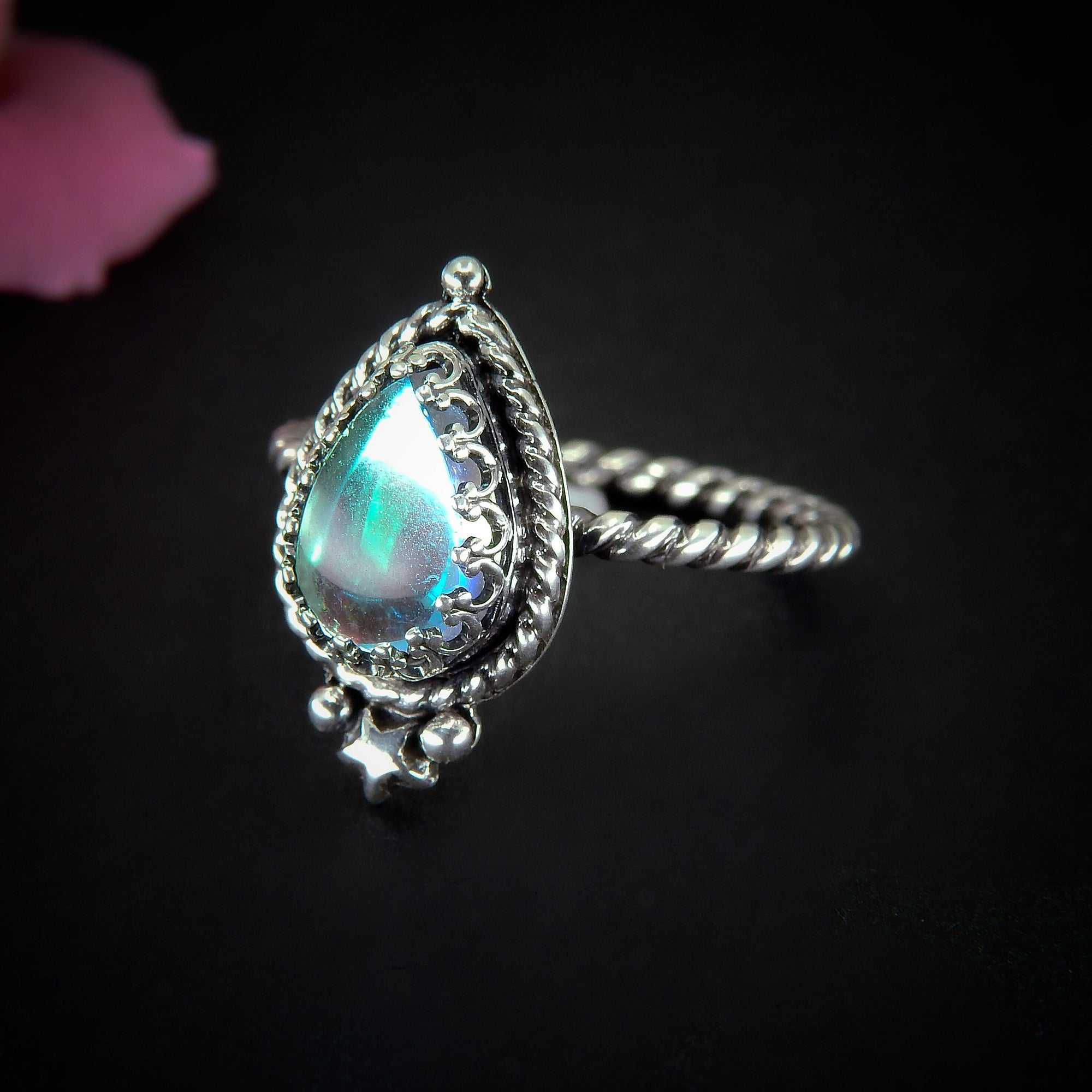 Angel Aura Quartz Ring - Size 11 - Sterling Silver - Angel Aura Quartz Star Ring - Teardrop Aura Quartz Jewellery Ring - Rainbow Crystal