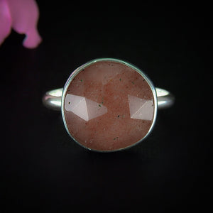 Rose Cut Strawberry Quartz Ring - Size 9 1/2 to 9 3/4 - Sterling Silver - Faceted Strawberry Quartz Jewellery - Pink Gemstone Statement Ring