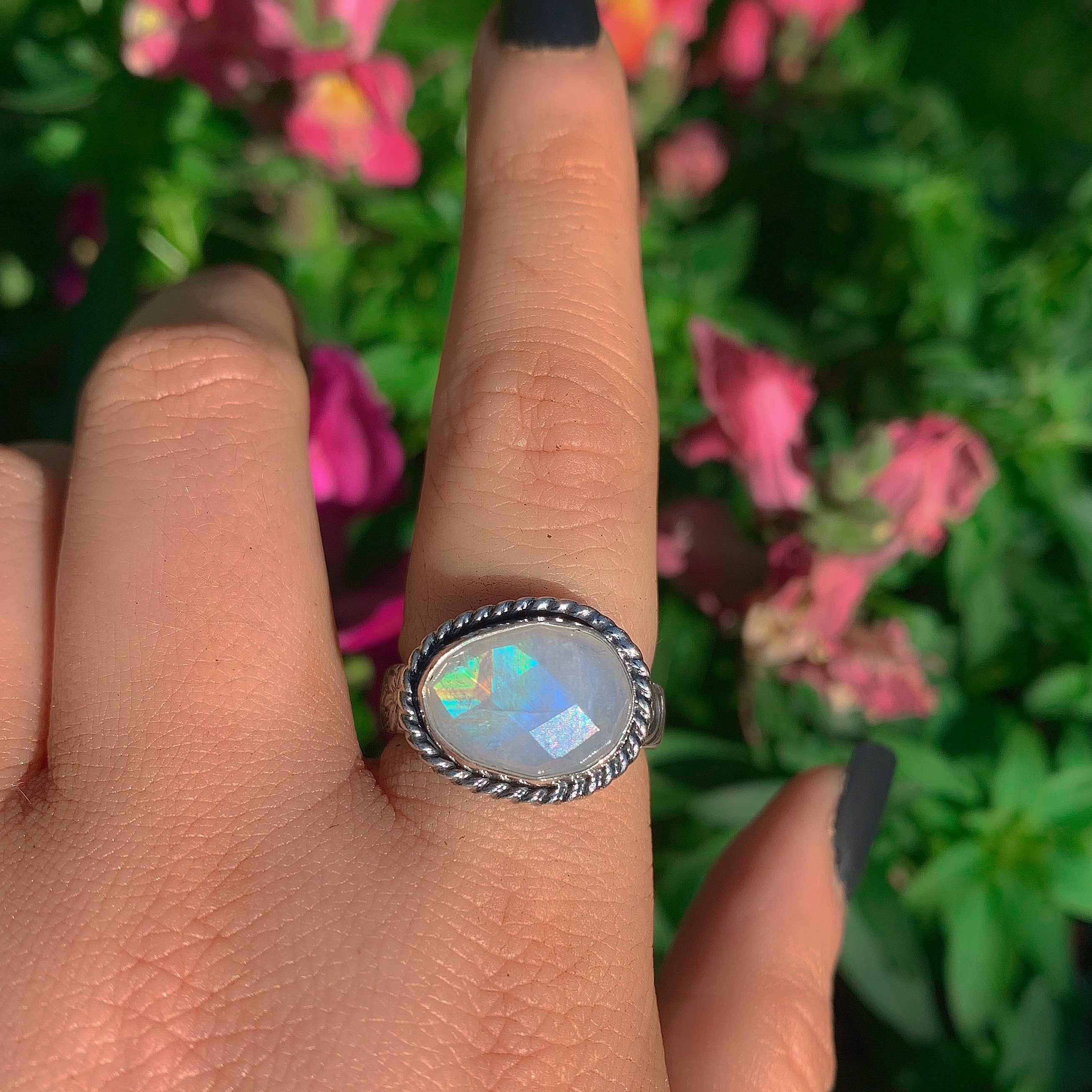 Moonstone Ring - Size 8 - Sterling Silver - Rainbow Moonstone Jewelry - Flashy Moonstone Jewellery - Moonstone Floral Thick Ring Band OOAK