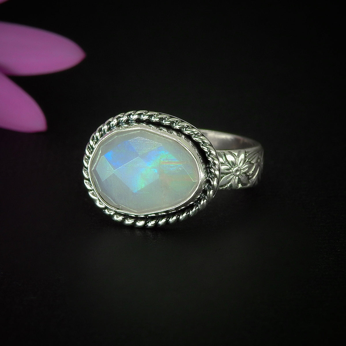 Moonstone Ring - Size 8 - Sterling Silver - Rainbow Moonstone Jewelry - Flashy Moonstone Jewellery - Moonstone Floral Thick Ring Band OOAK