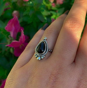 Black Onyx Ring - Size 6 1/4 - Sterling Silver - Dainty Onyx Ring - Teardrop Onyx Ring - Black Gemstone Jewellery - Onyx Star Ring Celestial
