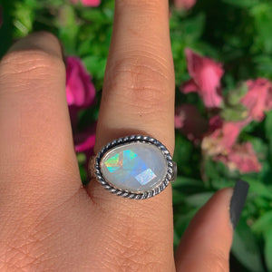 Moonstone Ring - Size 8 - Sterling Silver - Rainbow Moonstone Jewelry - Flashy Moonstone Jewellery - Moonstone Floral Thick Ring Band OOAK