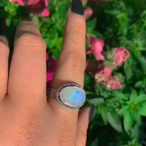 Moonstone Ring - Size 8 - Sterling Silver - Rainbow Moonstone Jewelry - Flashy Moonstone Jewellery - Moonstone Floral Thick Ring Band OOAK
