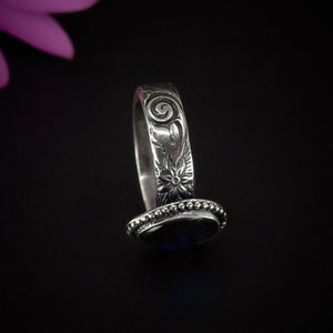 Labradorite Ring - Size 5 1/2 - Sterling Silver - Teardrop Blue Labradorite Ring - Thick Band Labradorite Jewellery - Floral Ring Band OOAK