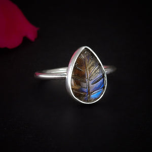 Labradorite Leaf Ring - Size 5 - Sterling Silver - Leaf Labradorite Ring - Blue Labradorite Jewellery - Handmade Dainty Labradorite OOAK