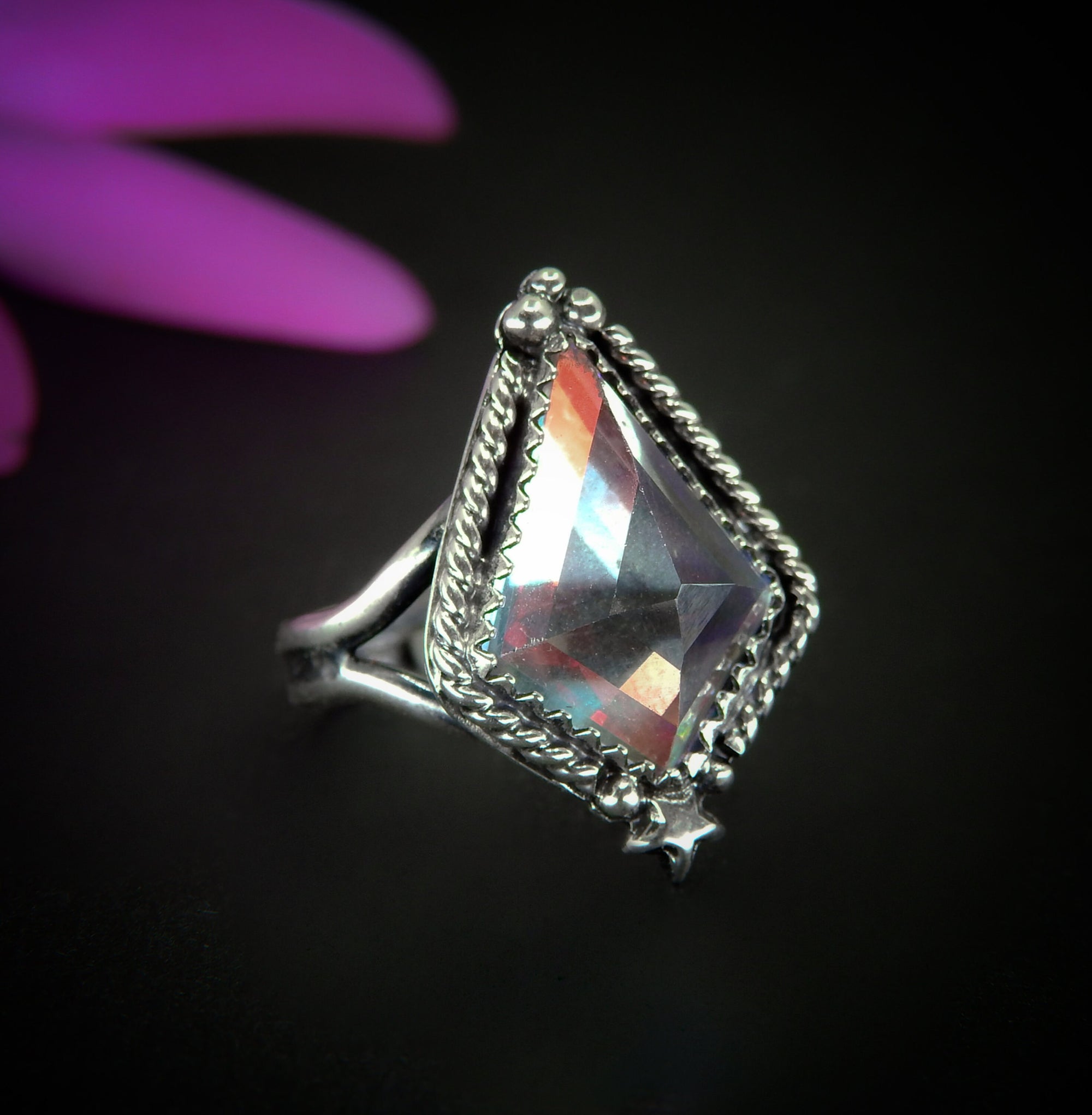 Angel Aura Quartz Ring - Size 9 - Sterling Silver - Angel Aura Quartz Star Ring - Kite Shaped Aura Quartz Jewelry - Faceted Rainbow Crystal